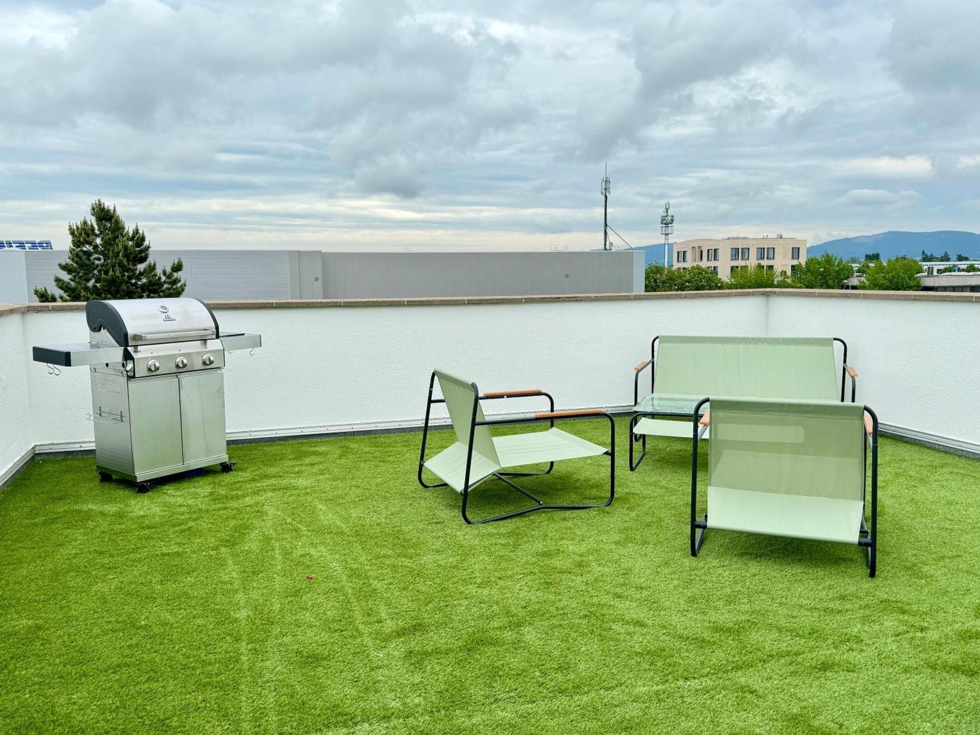 220 Qm Penthouse Wohnung Mit Fahrstuhl - Ohne Spa MHG Eksteriør bilde